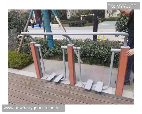 探索多功能户外健身器材的名称与图片展示，助力健康生活方式